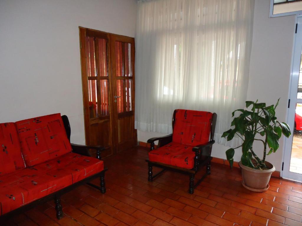 Hosteria Mola Hotel Puerto Iguazu Exterior photo